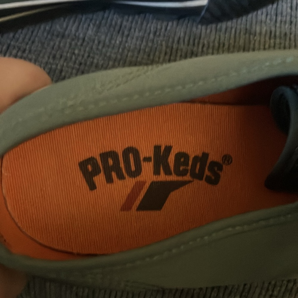 Pro Ked royal sneakers. Army green. Ladies size 7.5 men’s size 6. - Picture 5 of 6